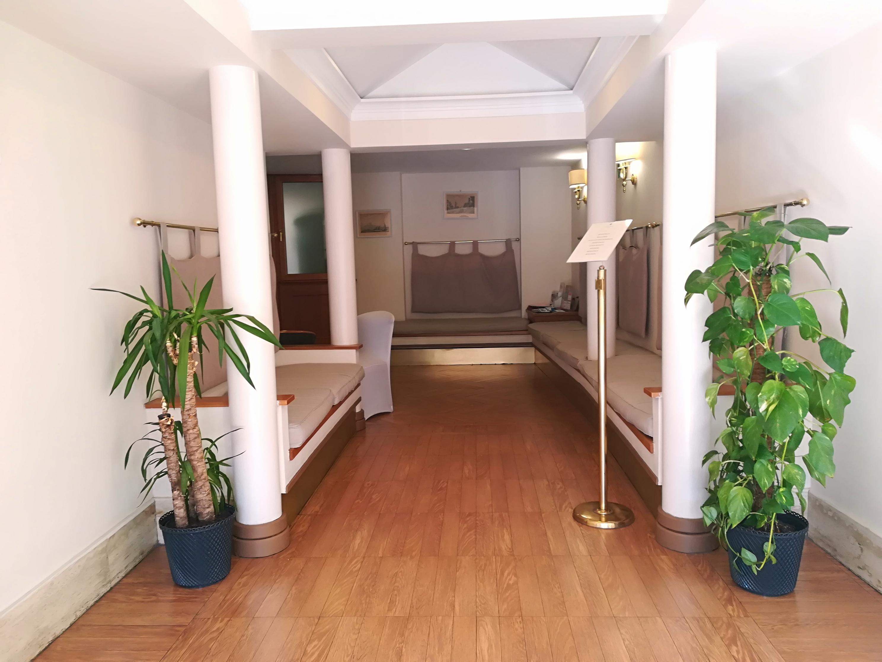 Hotel Leopardi نابولي المظهر الخارجي الصورة