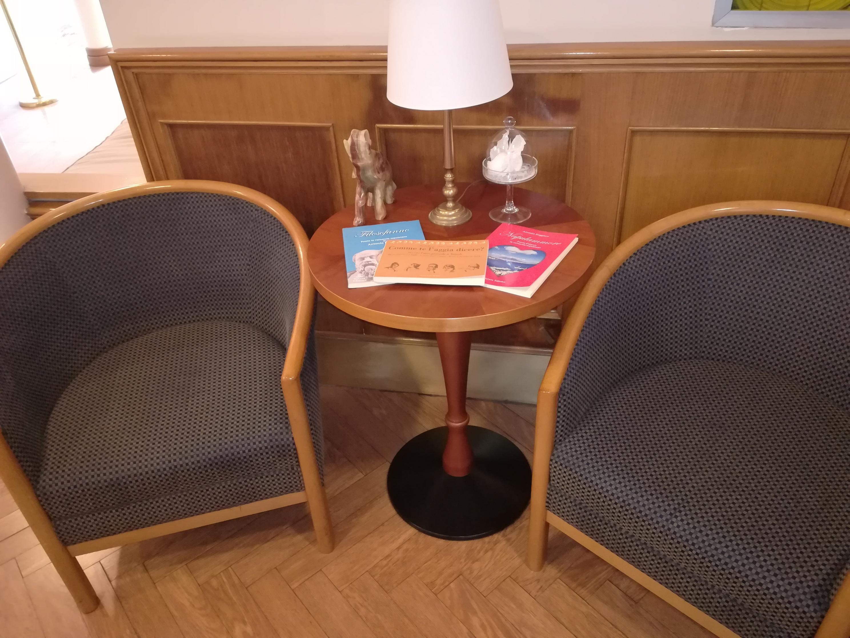 Hotel Leopardi نابولي المظهر الخارجي الصورة