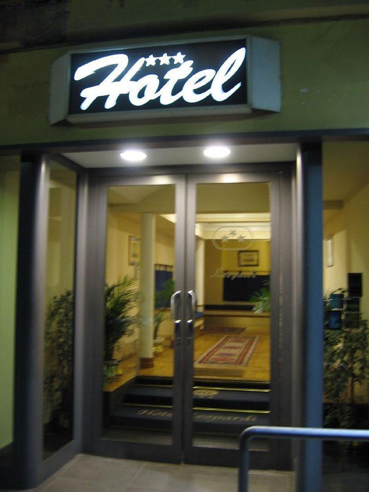 Hotel Leopardi نابولي المظهر الخارجي الصورة